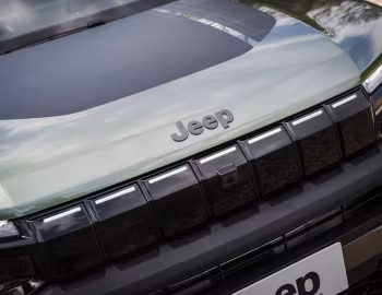 Jeep Avenger 4xe 85th Anniversary [EU-spec] (516) '2026