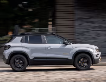 Jeep Avenger 4xe The North Face Edition [UK-spec] (516) '2025
