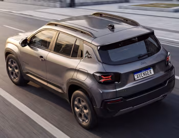 2027 Jeep Avenger Altitude [Latam] (516) '2026