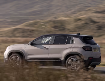 Jeep Avenger e-Hybrid [UK-spec] (516) '2024–26