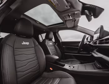 Intérieur Jeep Avenger e-Hybrid [EU-spec] (516) '2023–26
