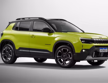 2027 Jeep Avenger Limited [Latam] (516) '2026