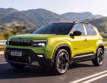 2027 Jeep Avenger Limited [Latam] (516) '2026