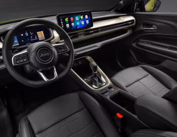 Interior 2027 Jeep Avenger Limited [Latam] (516) '2026