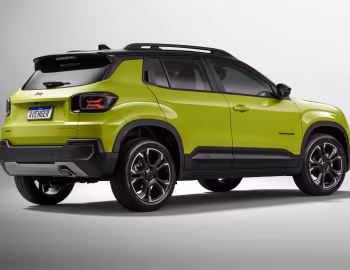 2027 Jeep Avenger Limited [Latam] (516) '2026