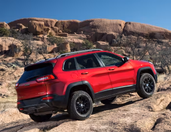 2014–18 Jeep Cherokee Trailhawk [North America] (KL) '2013–18