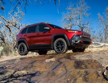 2014–18 Jeep Cherokee Trailhawk [North America] (KL) '2013–18