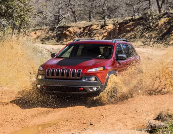 2014–18 Jeep Cherokee Trailhawk [North America] (KL) '2013–18