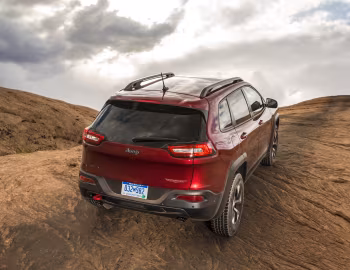 2014–18 Jeep Cherokee Trailhawk [North America] (KL) '2013–18