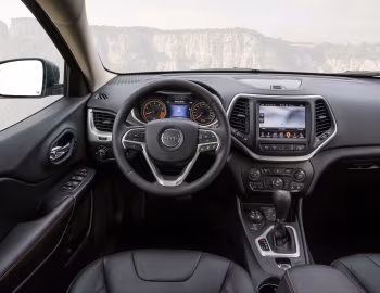 Painel frontal Jeep Cherokee Trailhawk [Worldwide] (KL) '2014–18