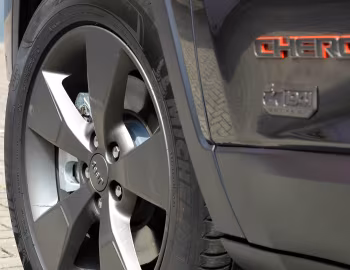 Jeep Cherokee "75th Anniversary" [Worldwide] (KL) '2016