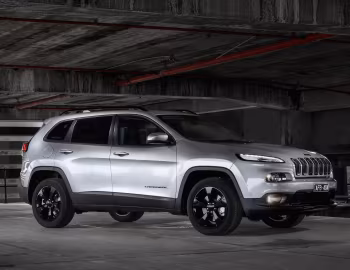 Jeep Cherokee "Blackhawk" [Australia] (KL) '2015