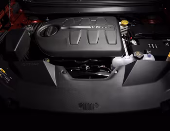 Sob o capô Jeep Cherokee Limited [Australia] (KL) '2018–22