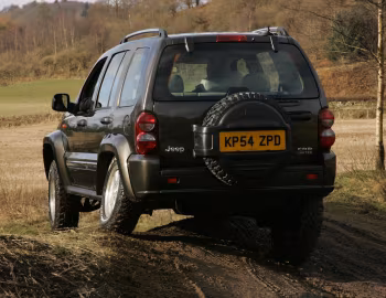 Jeep Cherokee Limited [UK-spec] (KJ) '2005–07