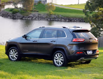 Jeep Cherokee Limited [Australia] (KL) '2014–18