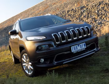 Jeep Cherokee Limited [Australia] (KL) '2014–18