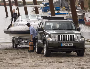 Jeep Cherokee Limited СRD [UK-spec] (KK) '2007–08.2012