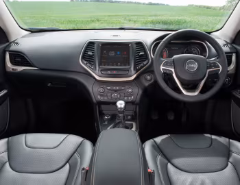 Painel frontal Jeep Cherokee Limited [UK-spec] (KL) '2014–18