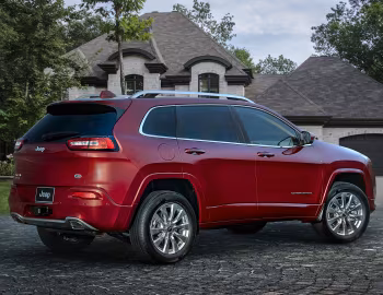 2016–18 Jeep Cherokee Overland [North America] (KL) '2016–18
