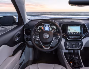 Painel frontal 2019–20 Jeep Cherokee Overland [North America] (KL) '2018–20