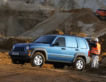 Jeep Cherokee Pioneer (KJ) '2005–07
