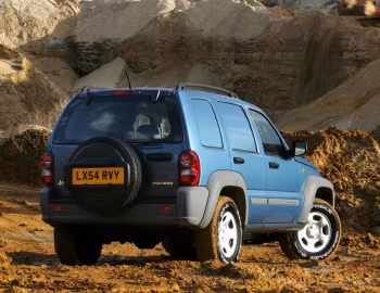 Jeep Cherokee Pioneer (KJ) '2005–07