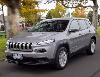 Jeep Cherokee Sport [Australia] (KL) '2014–18