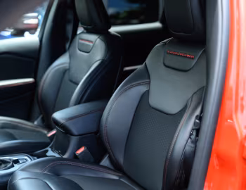 Interior Jeep Cherokee Trailhawk [Japan] (KL) '2019–21
