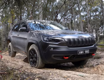 Jeep Cherokee Trailhawk [Australia] (KL) '2018–22