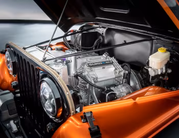 Sob o capô Jeep CJ Surge Concept '11.2022