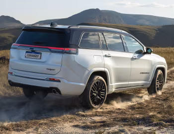 2026 Jeep Commander Blackhawk [Latam] (H6) '2025–pr.