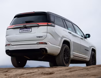 2026 Jeep Commander Blackhawk [Latam] (H6) '2025–pr.