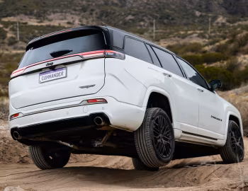 2026 Jeep Commander Blackhawk [Latam] (H6) '2025–pr.