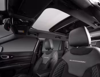 Interior 2025 Jeep Commander Blackhawk [Latam] (H6) '2024–25