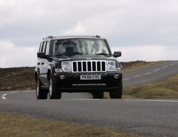 Jeep Commander Limited [UK-spec] (XK) '2006–09