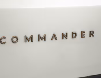 2022–25 Jeep Commander Limited T270 [Latam] (H6) '2021–25