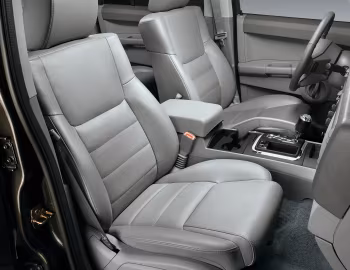 Interior Jeep Commander Overland [Worldwide] (XK) '2007–09