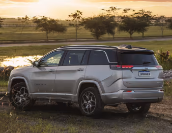 2022–25 Jeep Commander Overland TD380 4×4 [Latam] (H6) '2021–25