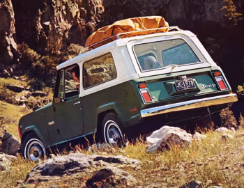 1972–73 Jeep Commando Station Wagon (C104) '1971–73