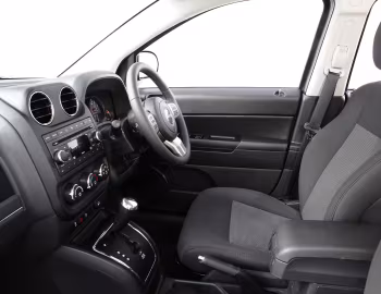 Interior Jeep Compass [Australia] '2012–13