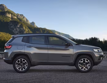 Jeep Compass 4xe "Upland Cross" [EU-spec] (MP) '2023–24