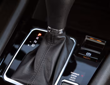 Interior Jeep Compass 4xe "80th Anniversary" [EU-spec] (MP) '2021