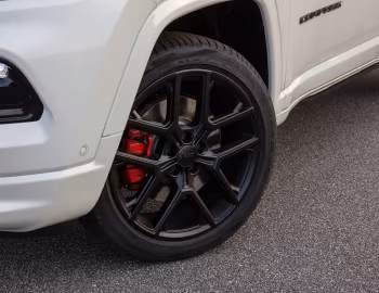 2025–pr. Jeep Compass Blackhawk [Latam] '2024–pr.