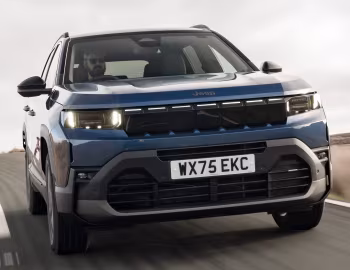 Jeep Compass e-Hybrid First Edition [UK-spec] '2026