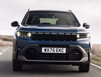 Jeep Compass e-Hybrid First Edition [UK-spec] '2026