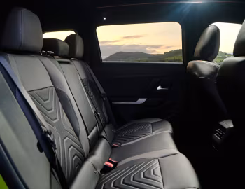 Interior Jeep Compass e-Hybrid First Edition [EU-spec] '2025–pr.