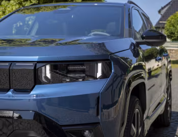 Jeep Compass e-Hybrid Plug-In Summit [EU-spec] '2026
