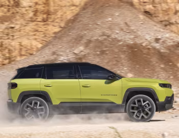 Jeep Compass Full Electric First Edition [EU-spec] '2025–pr.