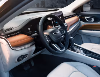 Interior 2022–pr. Jeep Compass High Altitude [North America] (MP) '2021–pr.