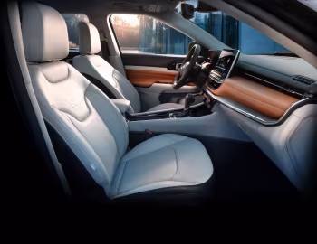 Interior 2022–pr. Jeep Compass High Altitude [North America] (MP) '2021–pr.